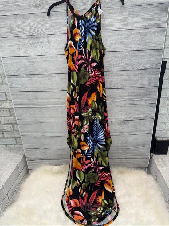 Stillettos Dresses & Skirts - Women’s Black Tropical Floral Maxi Dress